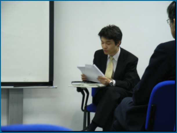 602x451 pixels (54K)